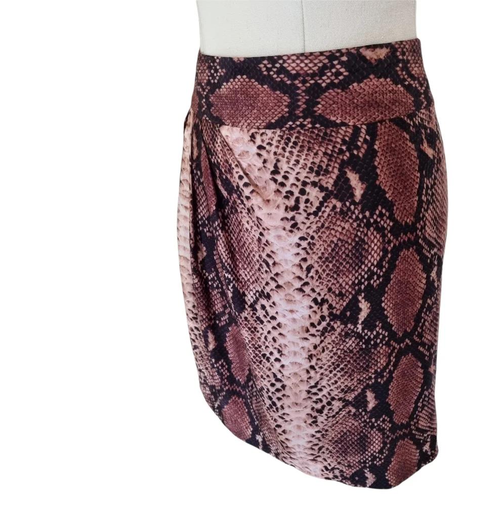 Witchery - Snake Print silk blend skirt - Size 12 - Picture 2 of 7